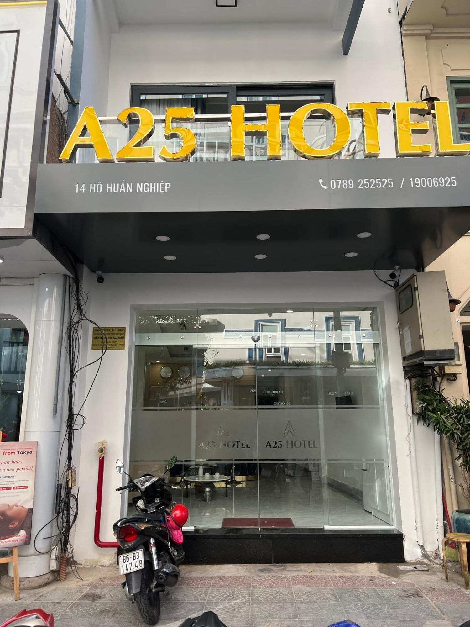 A25 Hotel - 14 Ho Huan Nghiep Ho Chi Minh City Bagian luar foto